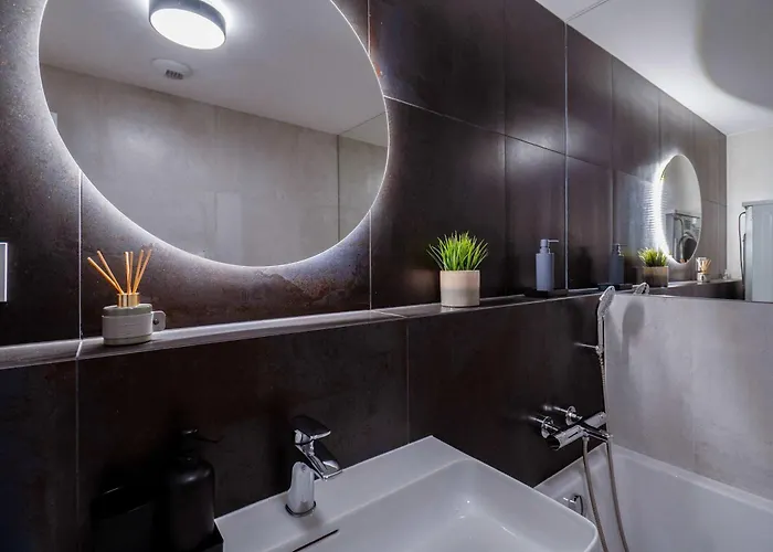 Skyline River & Eurovea Tower